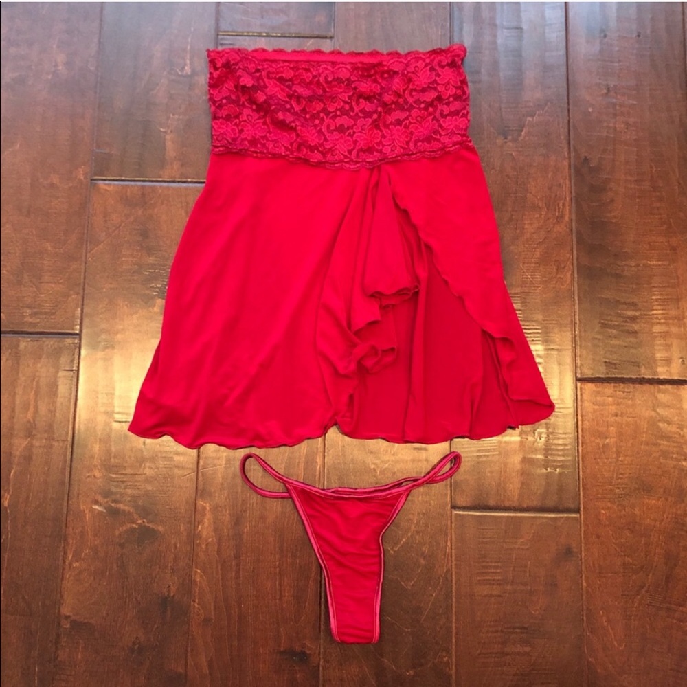 Burgundy strapless slip set